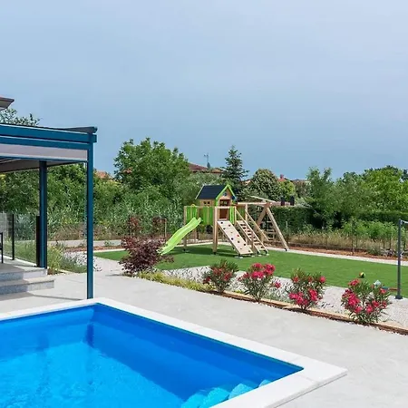 Holiday home Karina Porec