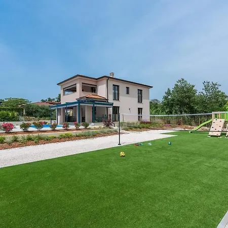 Karina Holiday home